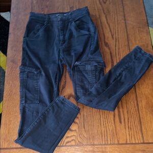 Garage | Women’s Size 00 Black Skinny Leg Denim (stretchy)